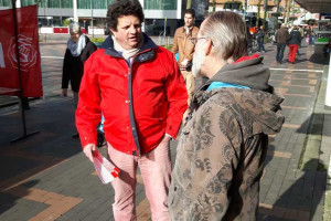 Succesvolle eerste campagnekraamdag op Stadhuisplein voor PvdA